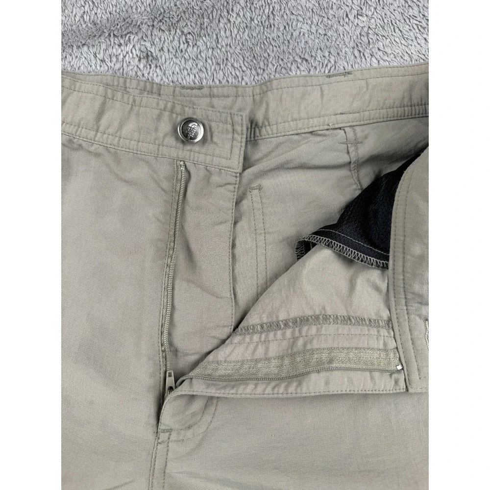 The North Face Men's Cargo Shorts Size 36 Khaki Nylon Hiking Outdoor